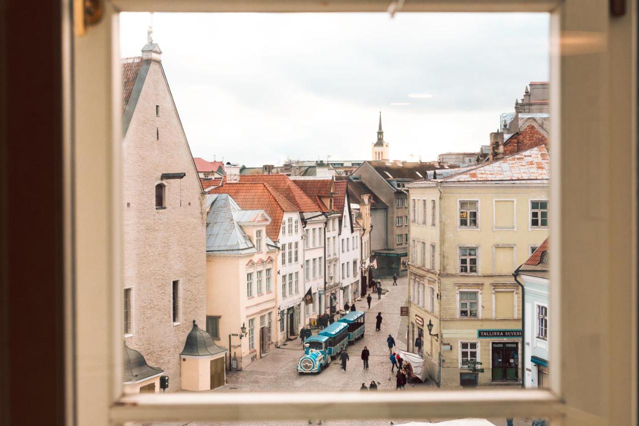 Tallinn City Apartments Old Town Square Bagian luar foto